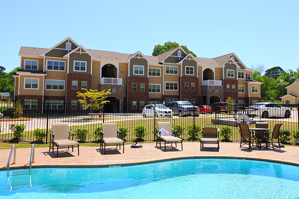 Residences at Earl Campbell Pool